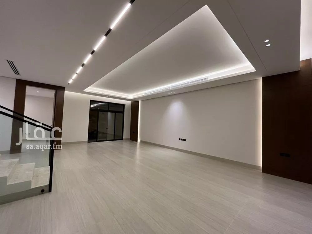 5 bedroom villa in Al Mahdiyyah 11
