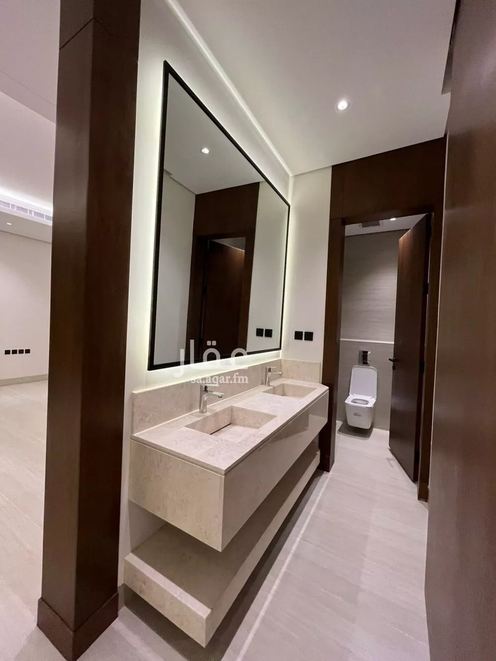 5 bedroom villa in Al Mahdiyyah 16