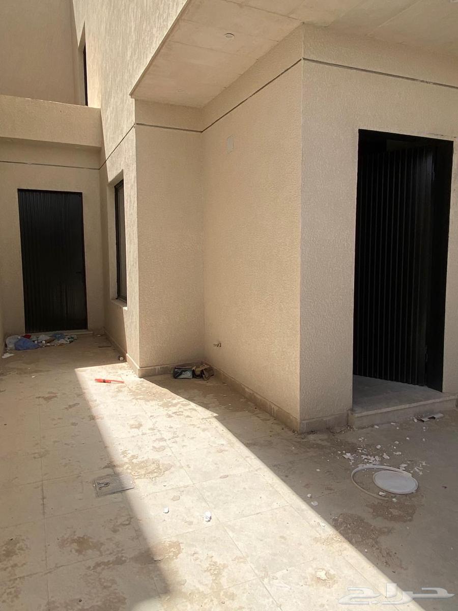 فيلا 5 غرف في طويق 2