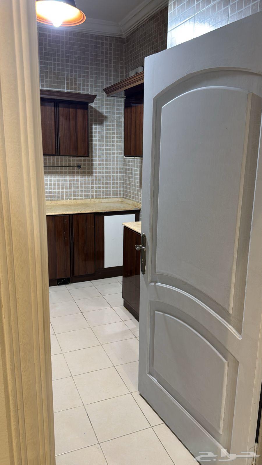 3 bedroom apartment in Al Rabwa 2
