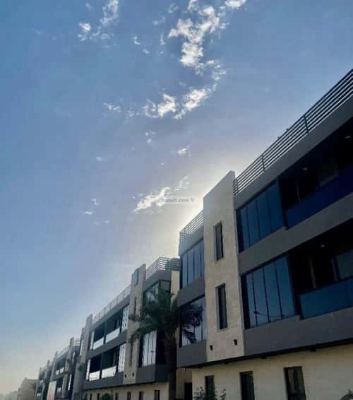 3 bedroom apartment in Al Malqa 6