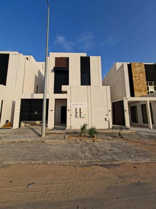 5 bedroom floor in Al Wisam 8