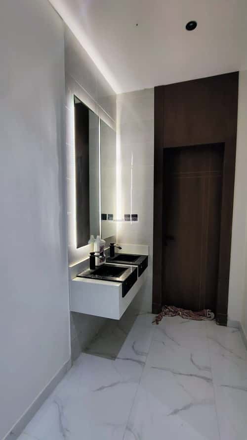 5 bedroom floor in Al Nadwah 6