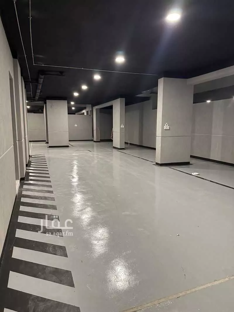 3 bedroom apartment in Al Marwa 8