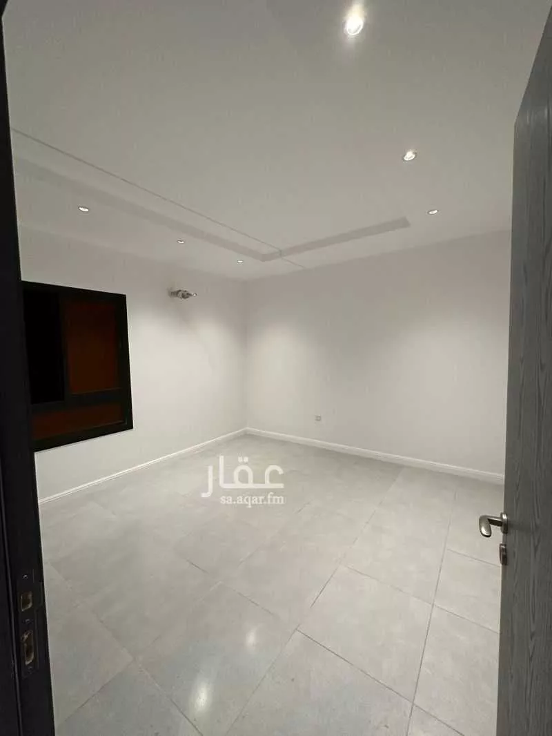 3 bedroom apartment in Al Marwa 6