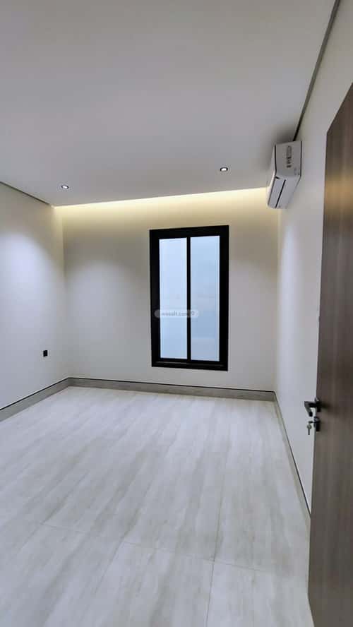 6 bedroom apartment in Al Maizilah 13