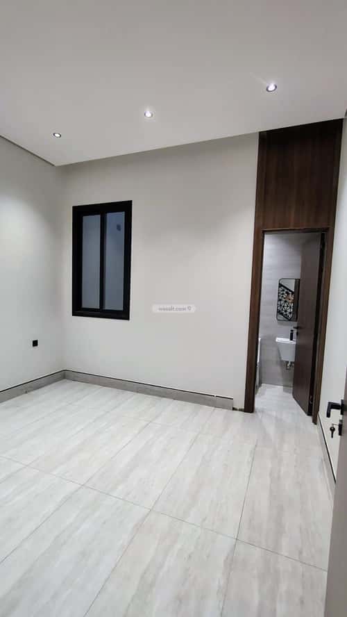 6 bedroom apartment in Al Maizilah 14