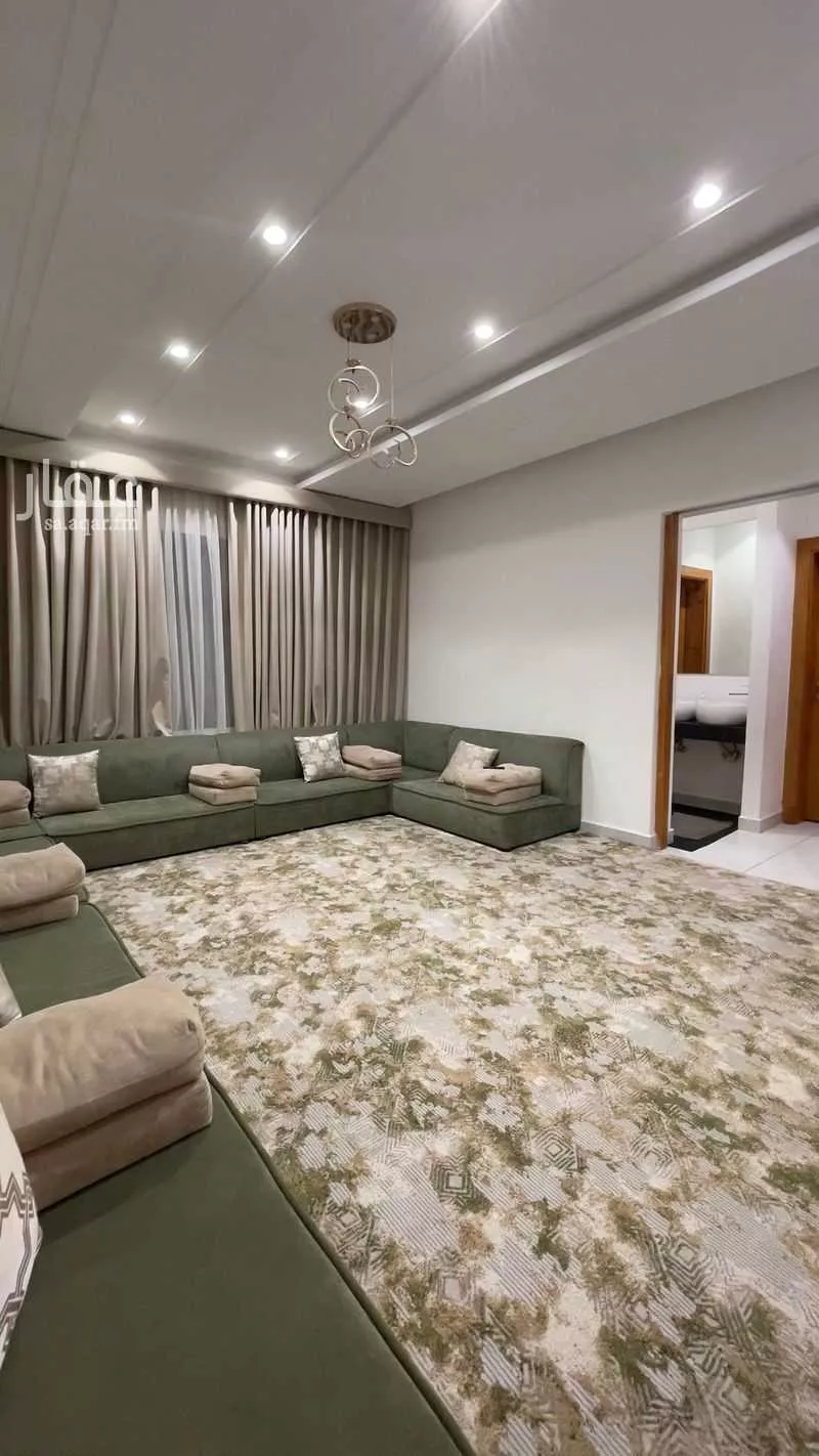 5 bedroom apartment in Al Wahah 6