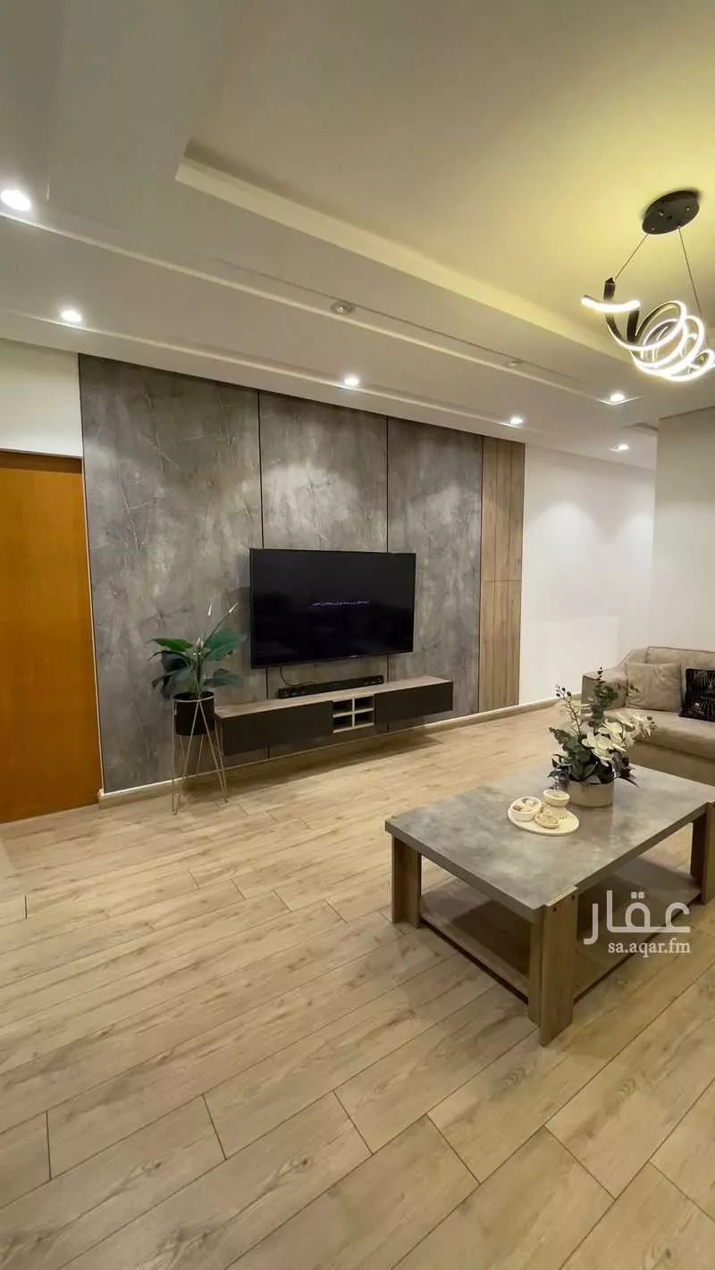 5 bedroom apartment in Al Wahah 9