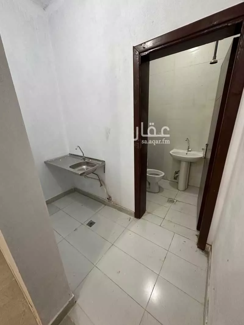 عمارة 900 م² في الأجاويد 6