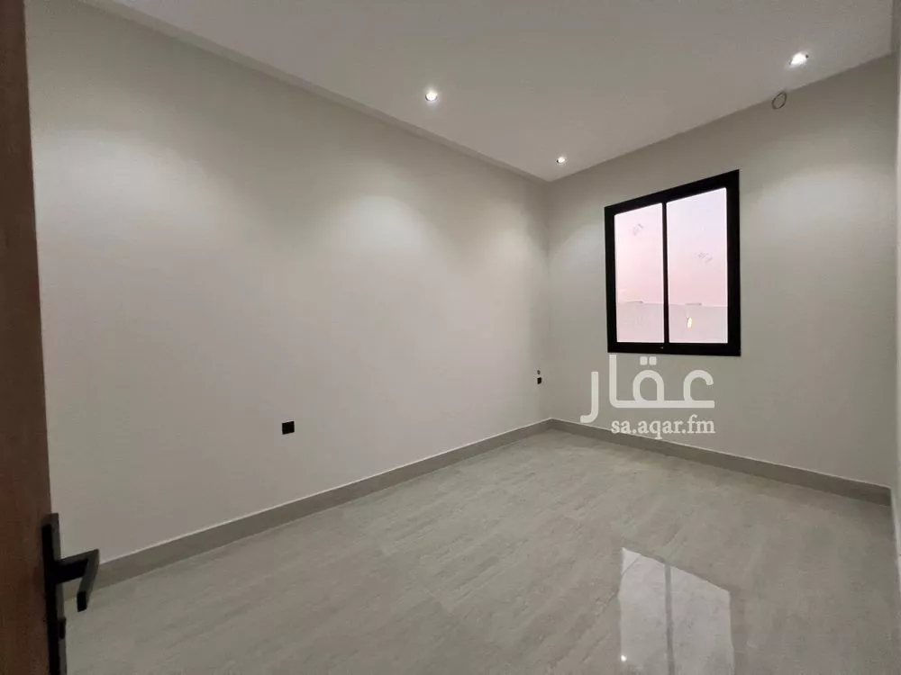 4 bedroom apartment in Tuwaiq 11