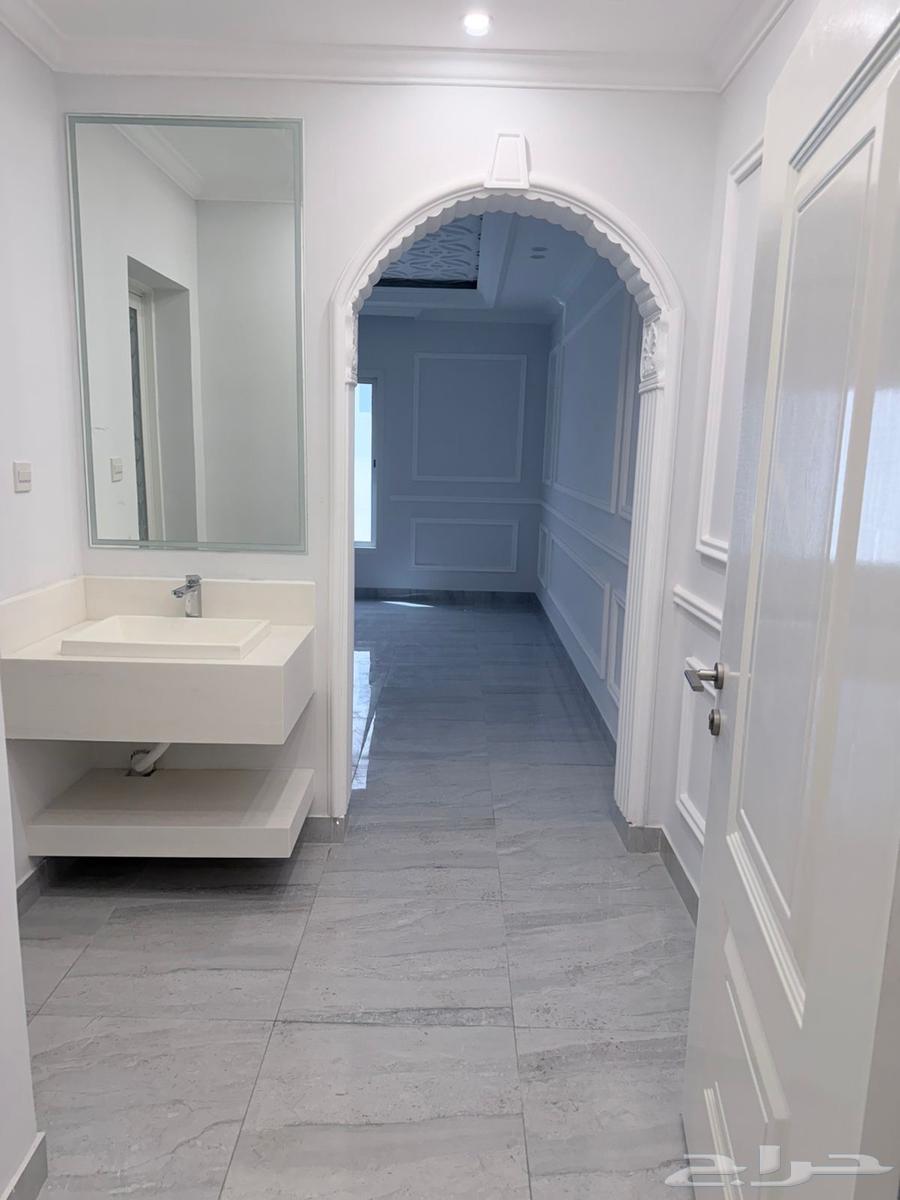 5 bedroom apartment in Al Hamra 3
