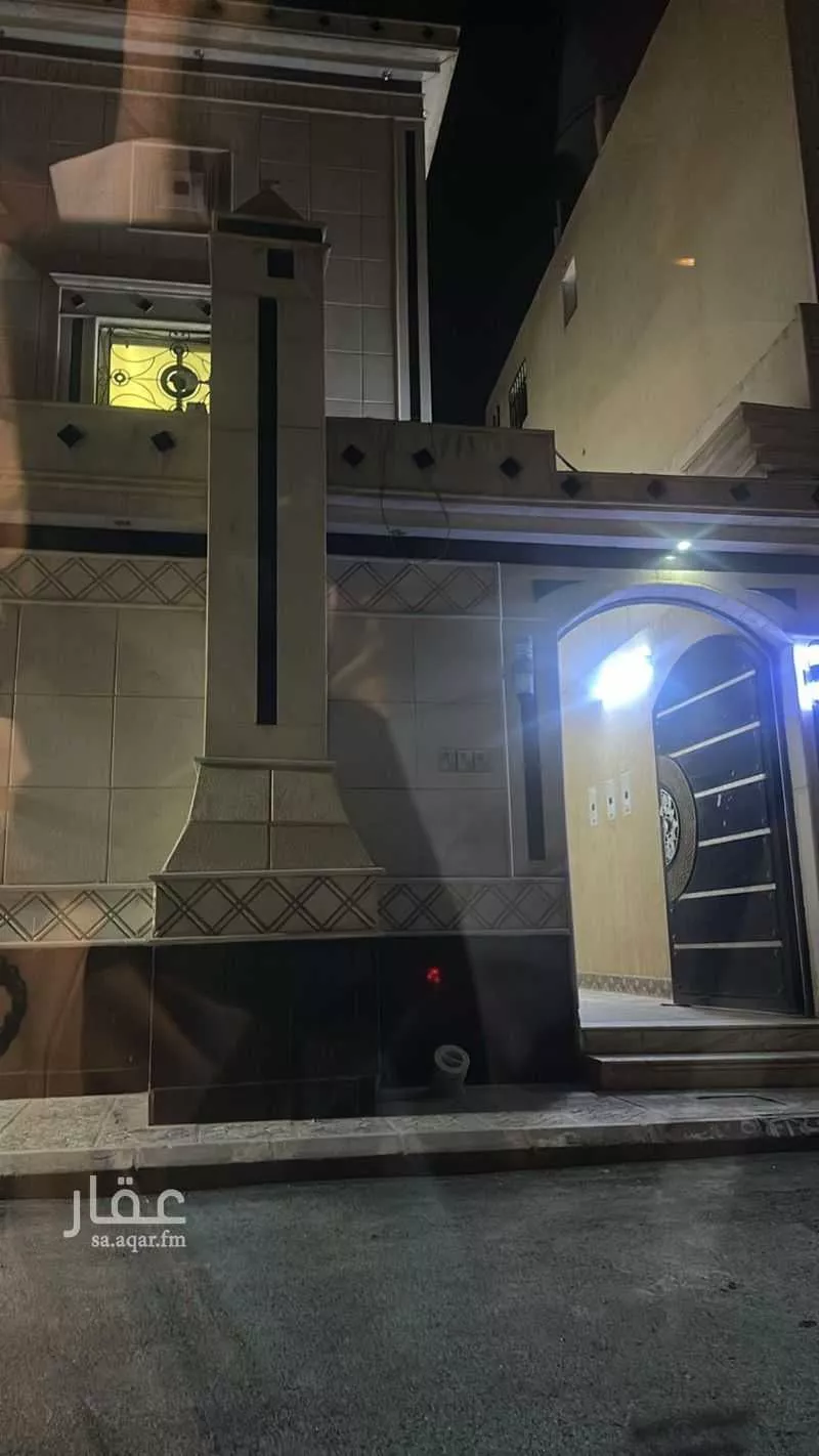 3 bedroom floor in Dhahrat Laban 13