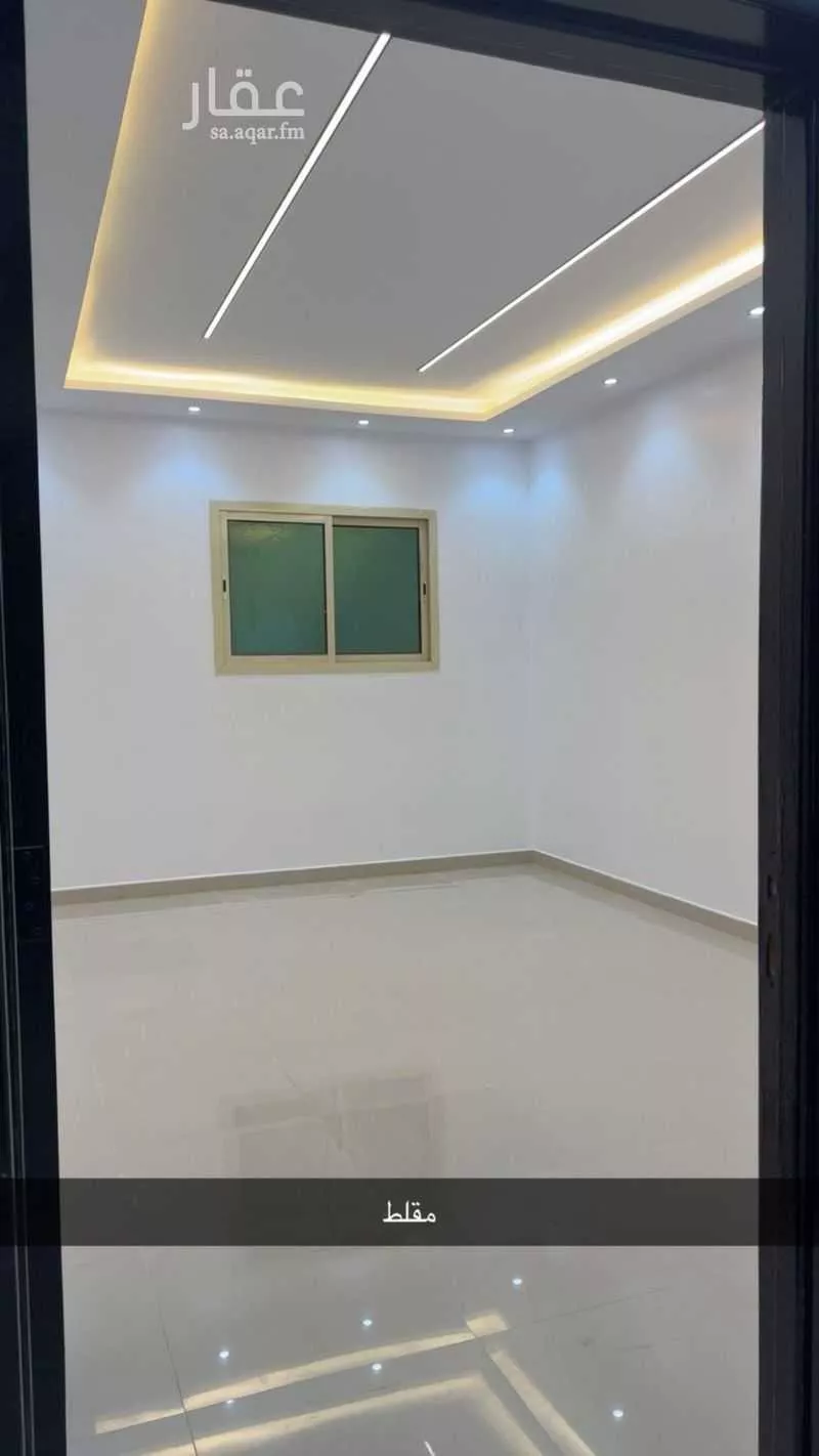 3 bedroom floor in Dhahrat Laban 6