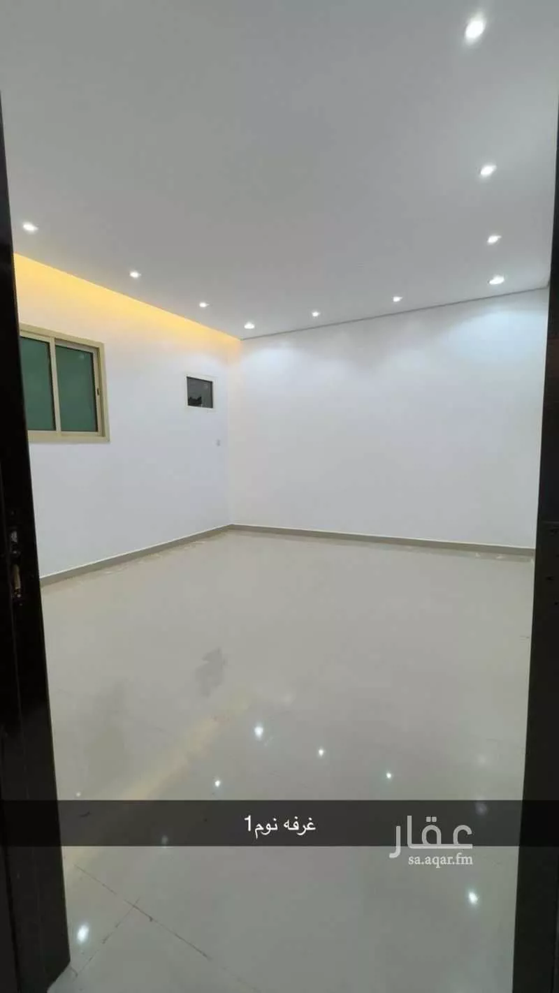 3 bedroom floor in Dhahrat Laban 10