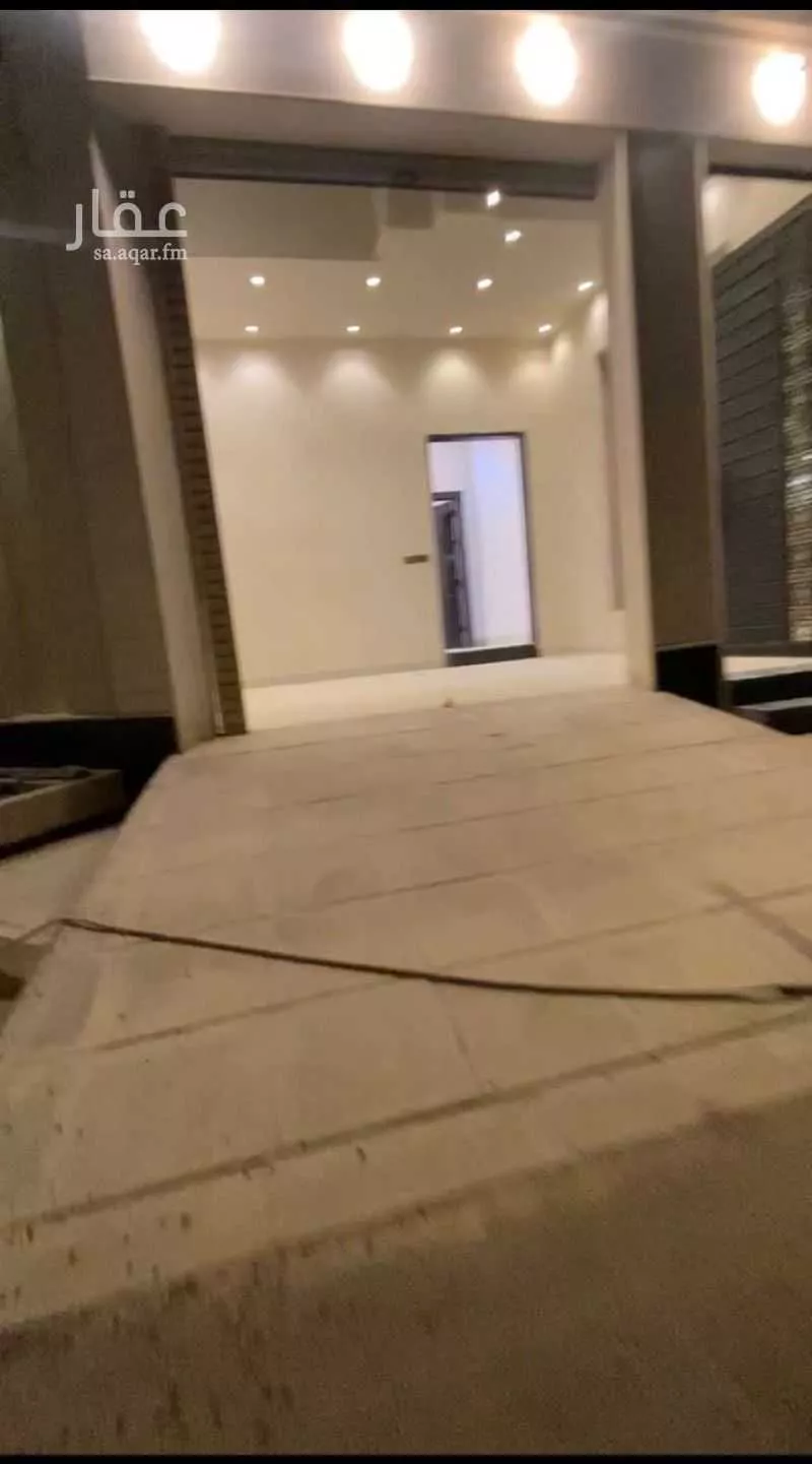 فيلا 5 غرف في الجنادرية 3
