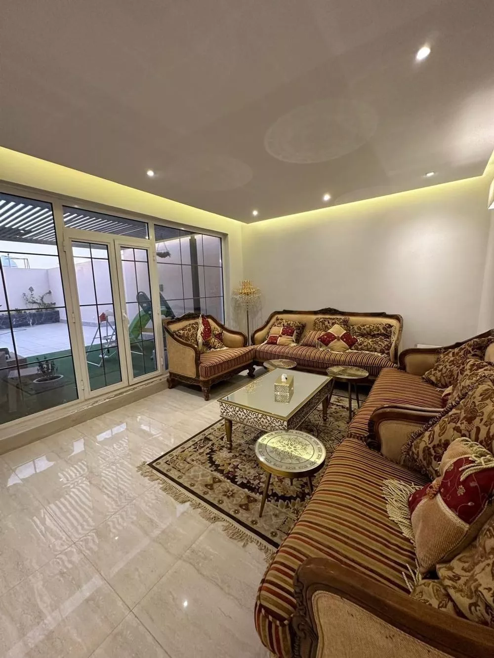 3 bedroom apartment in Al Yasmin 2