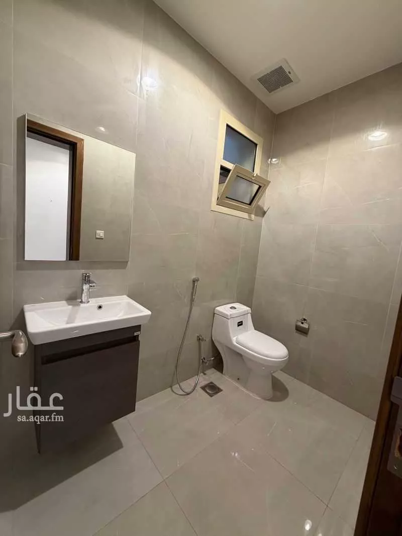 2 bedroom apartment in Al Malqa 7