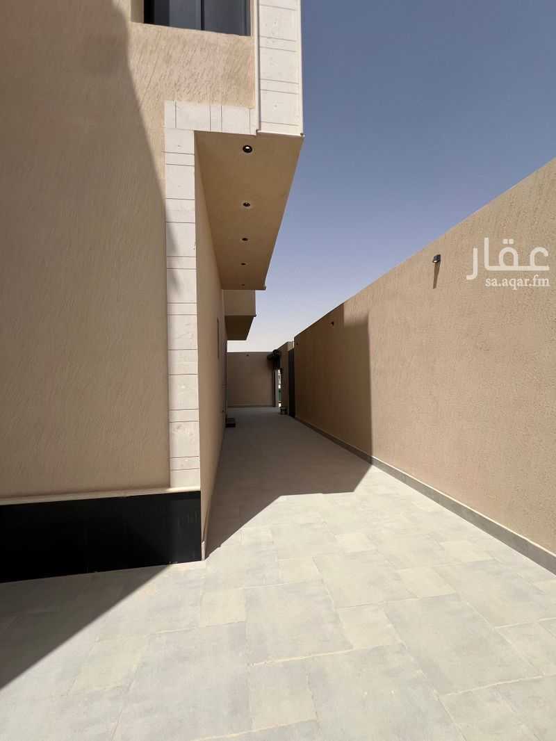 فيلا 4 غرف في الرياض 5