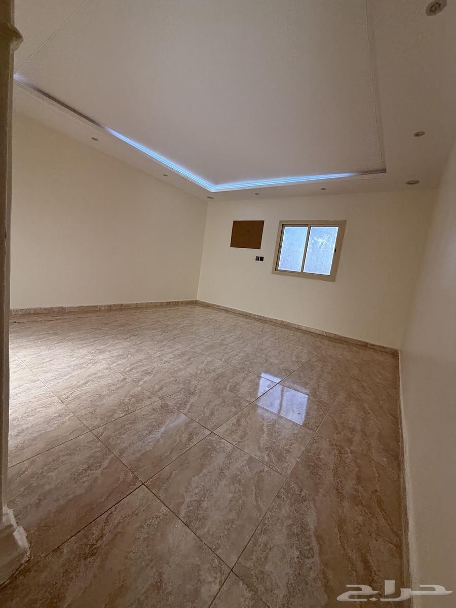 6 bedroom apartment in Wali Al Ahd 3