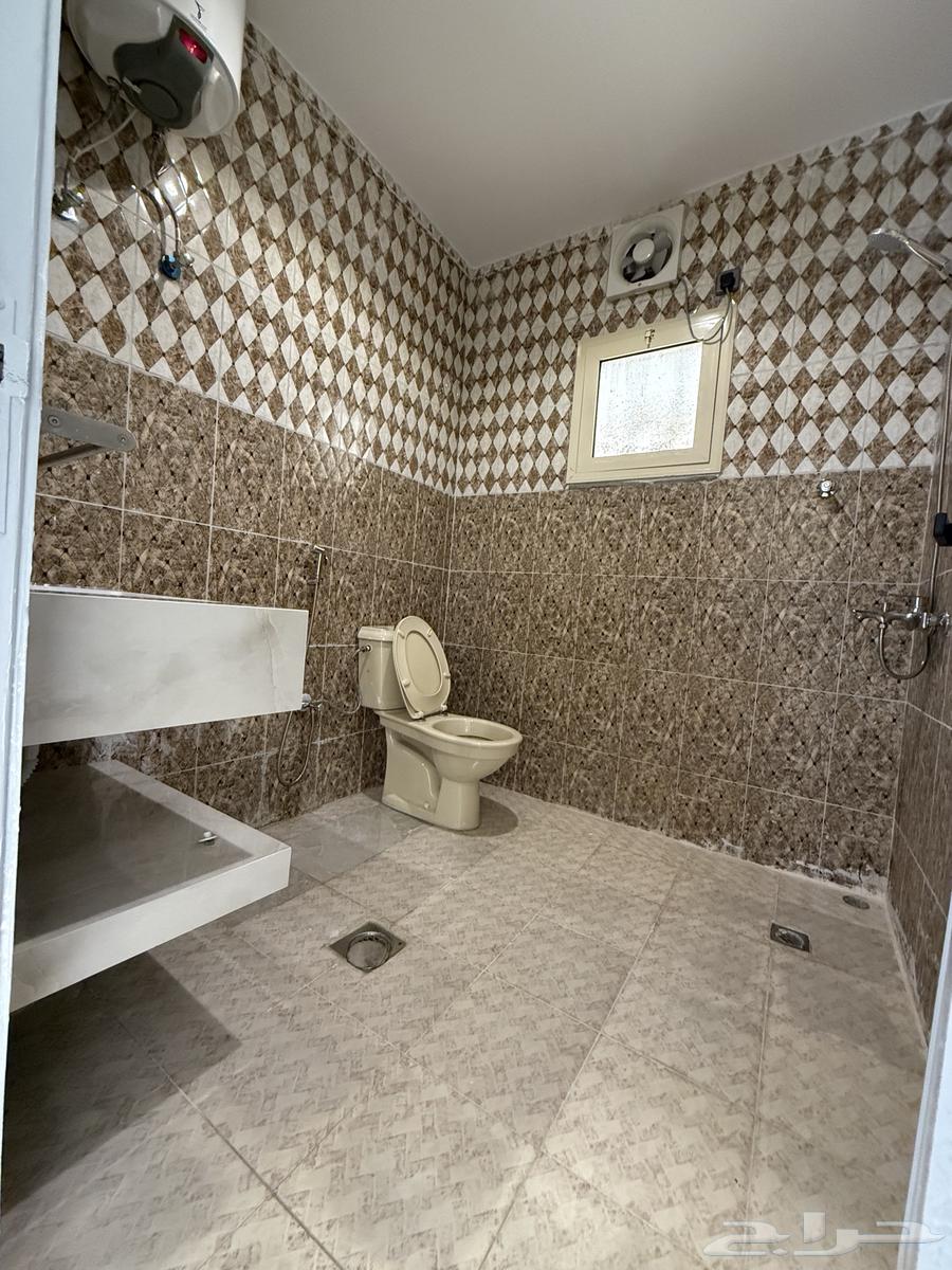 6 bedroom apartment in Wali Al Ahd 10