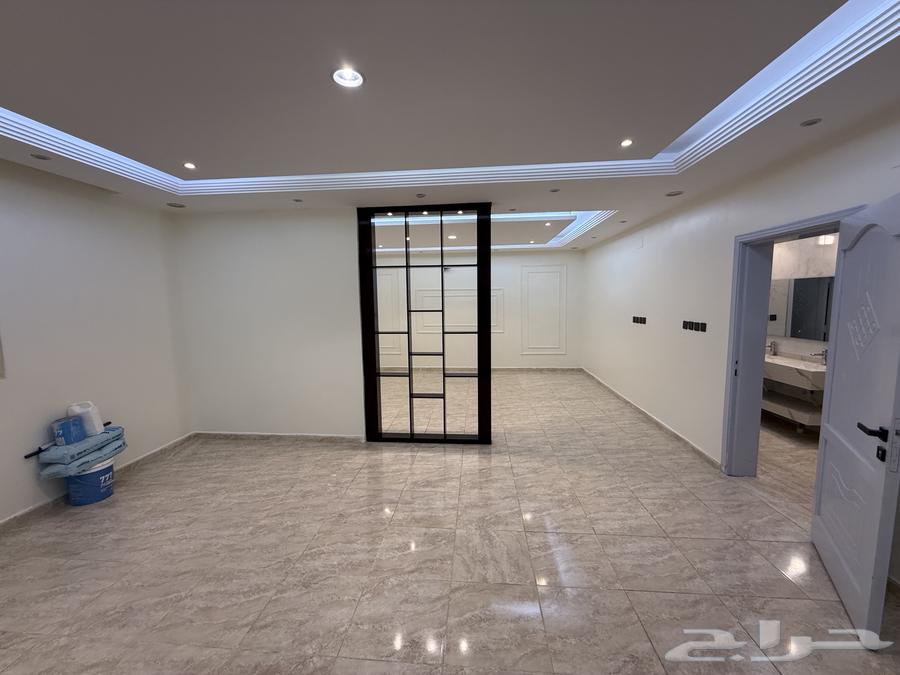 6 bedroom apartment in Wali Al Ahd 25