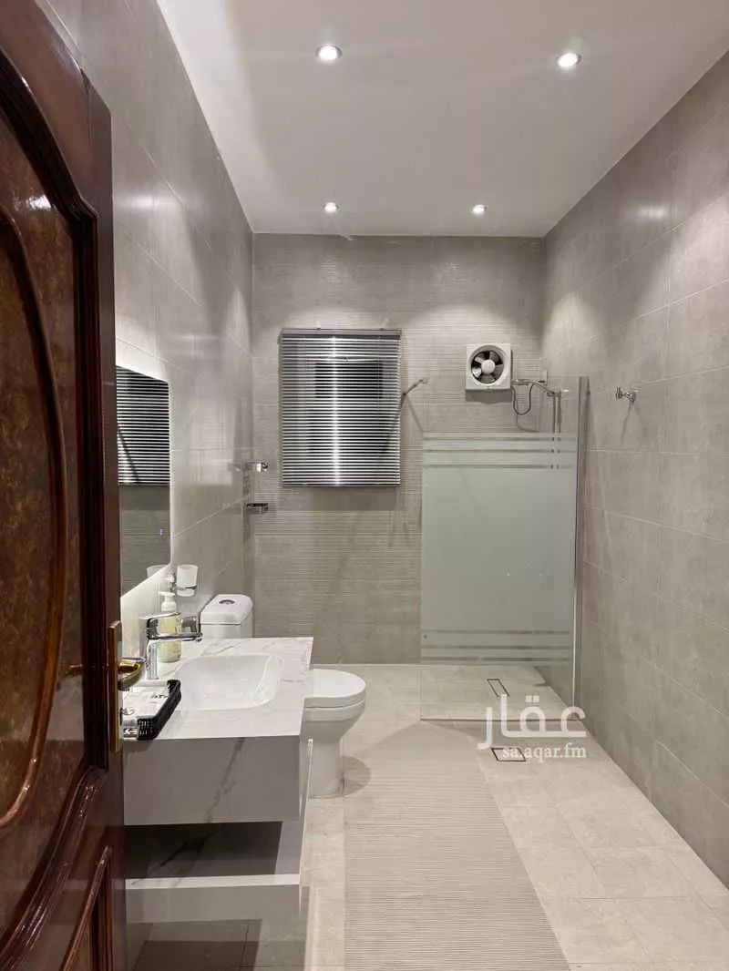 2 bedroom apartment in Al Iskan 8