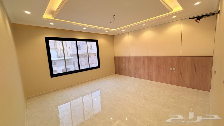 4 bedroom apartment in Wali Al Ahd 5