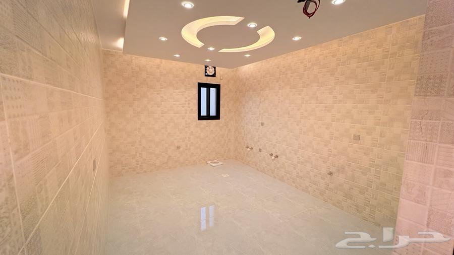 4 bedroom apartment in Wali Al Ahd 6