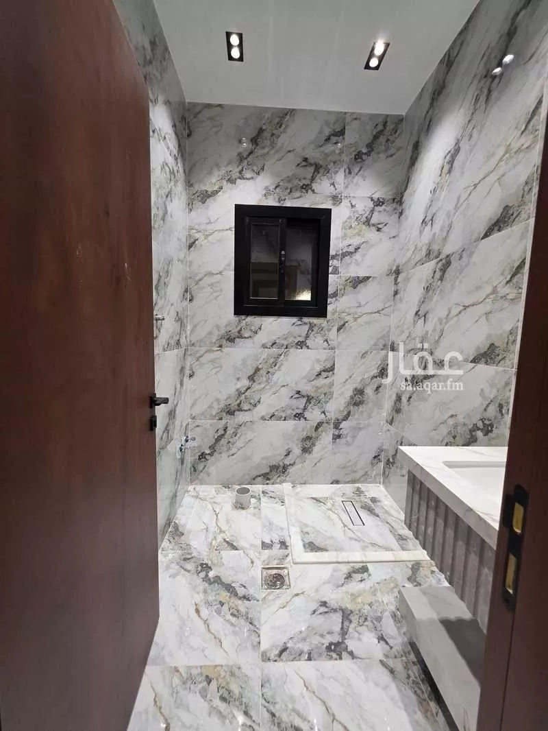 13 bedroom villa in Al Furusiyah 16