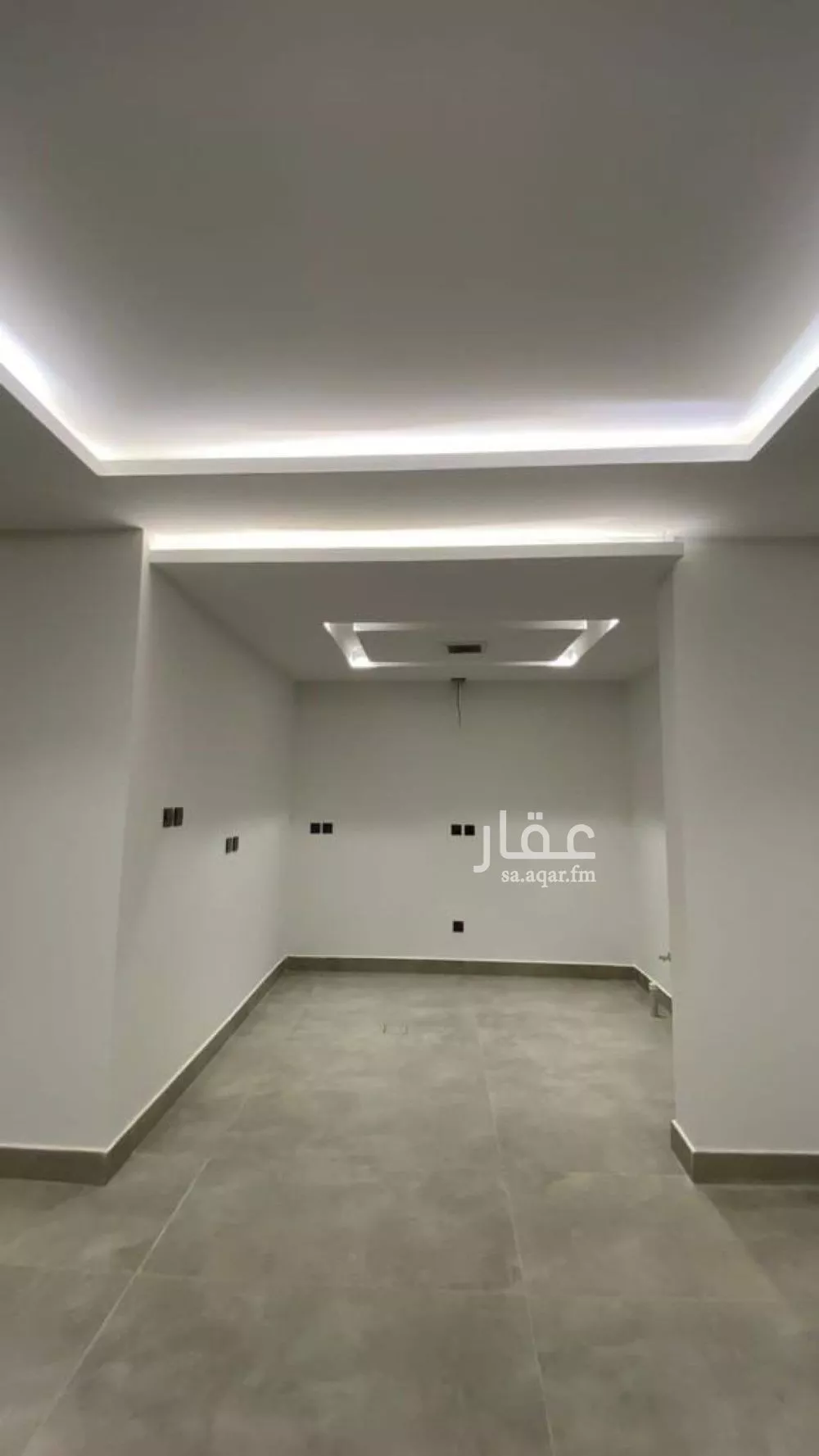 3 bedroom apartment in Al Malqa 8