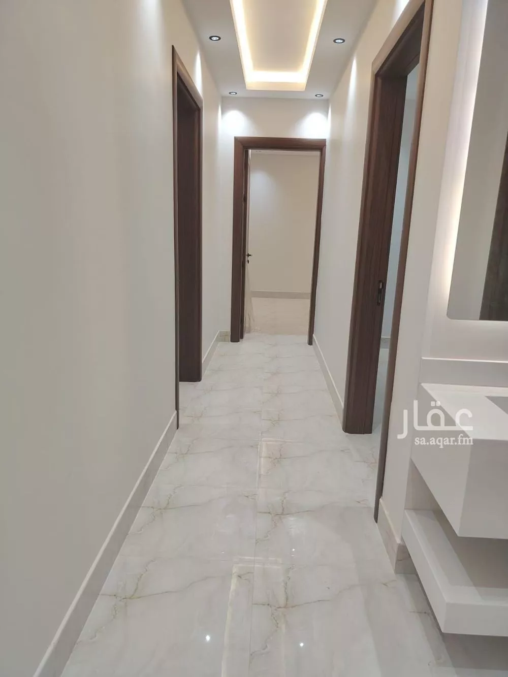 4 bedroom floor in Al Yasmin 2