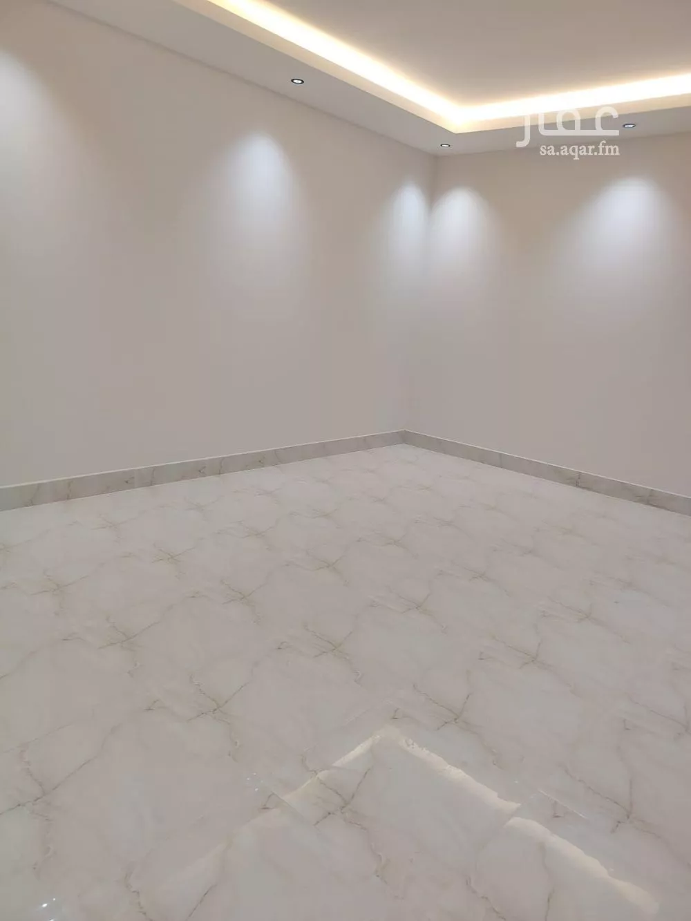 4 bedroom floor in Al Yasmin 7