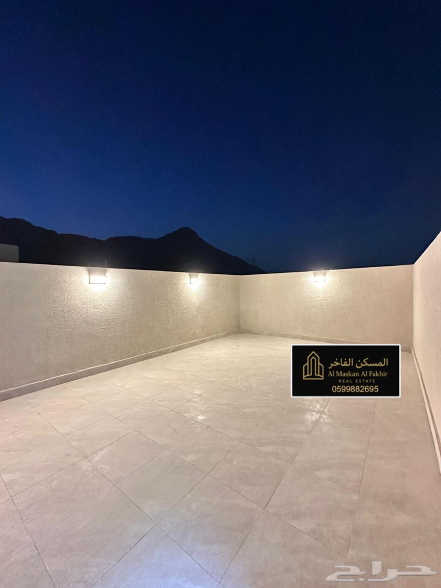 6 bedroom apartment in Bani Bayadah 7