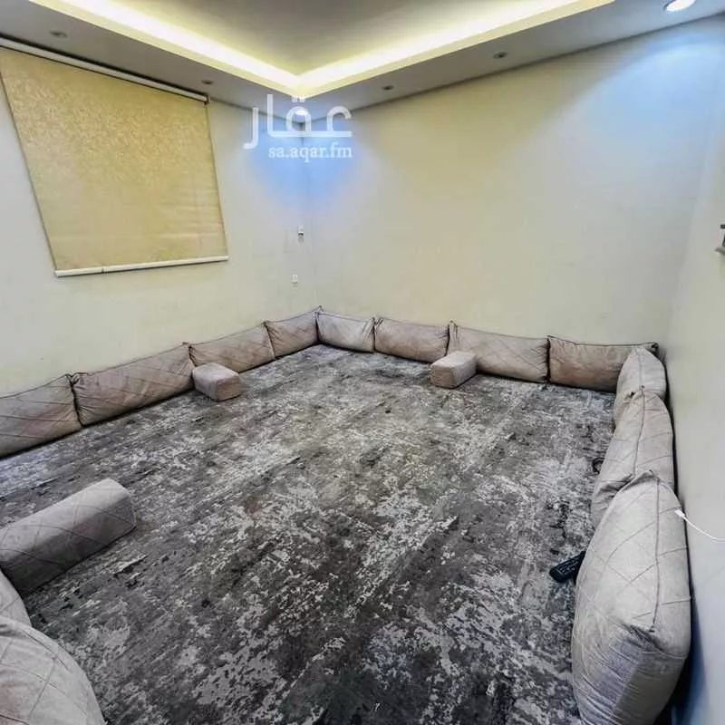 2 bedroom apartment in Al Khaleej 2