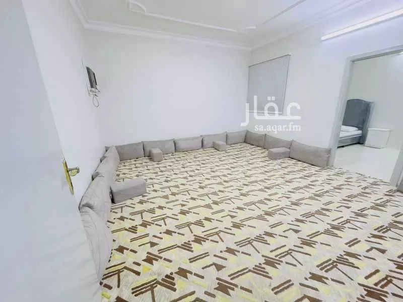 شقة 2 غرف في الخليج 5