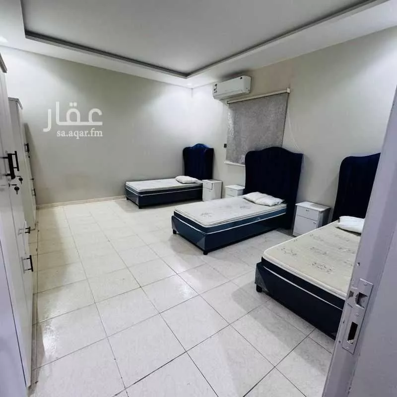 2 bedroom apartment in Al Khaleej 4