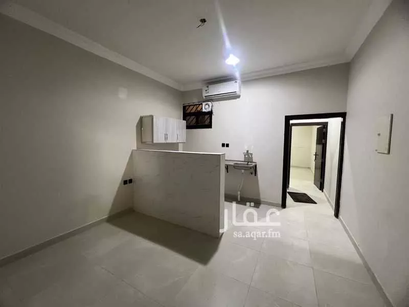 2 bedroom apartment in Al Aziziyah 3