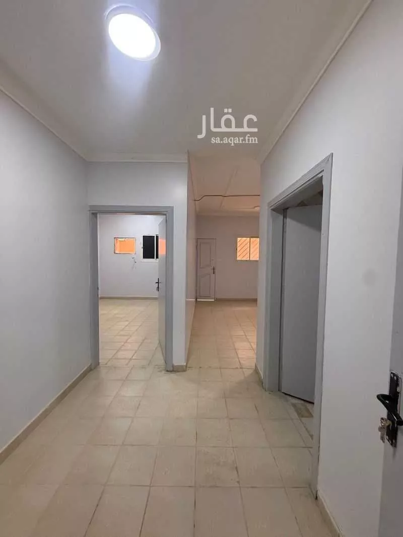 720 sqm building in Ad Dar Al Baida 5