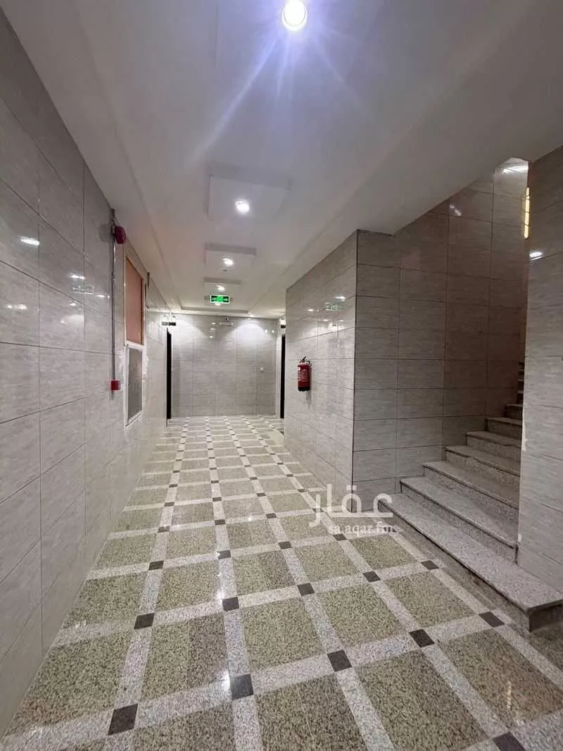 875 sqm building in Ad Dar Al Baida 3