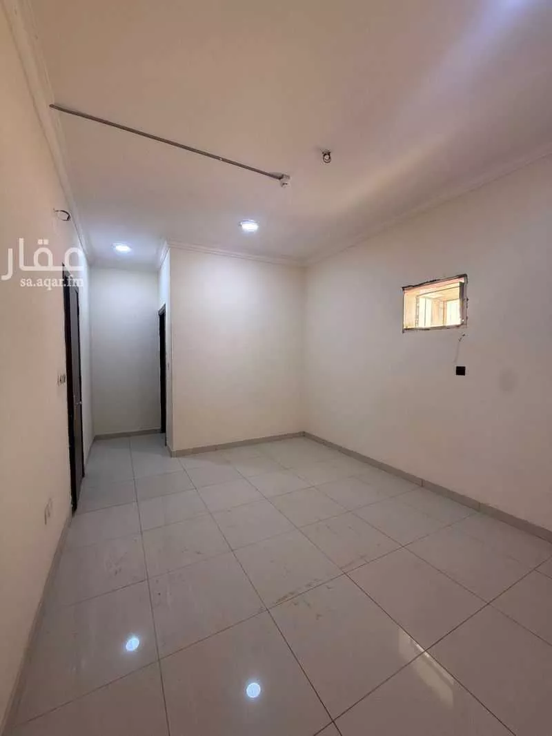 875 sqm building in Ad Dar Al Baida 5