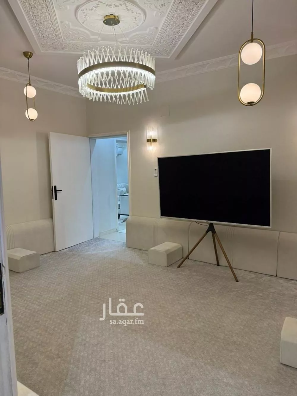 فيلا 10 غرف في القادسية 19