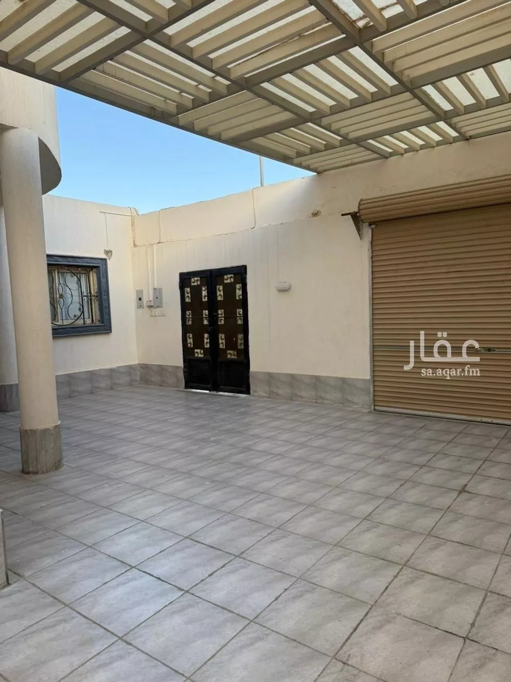 فيلا 10 غرف في القادسية 20