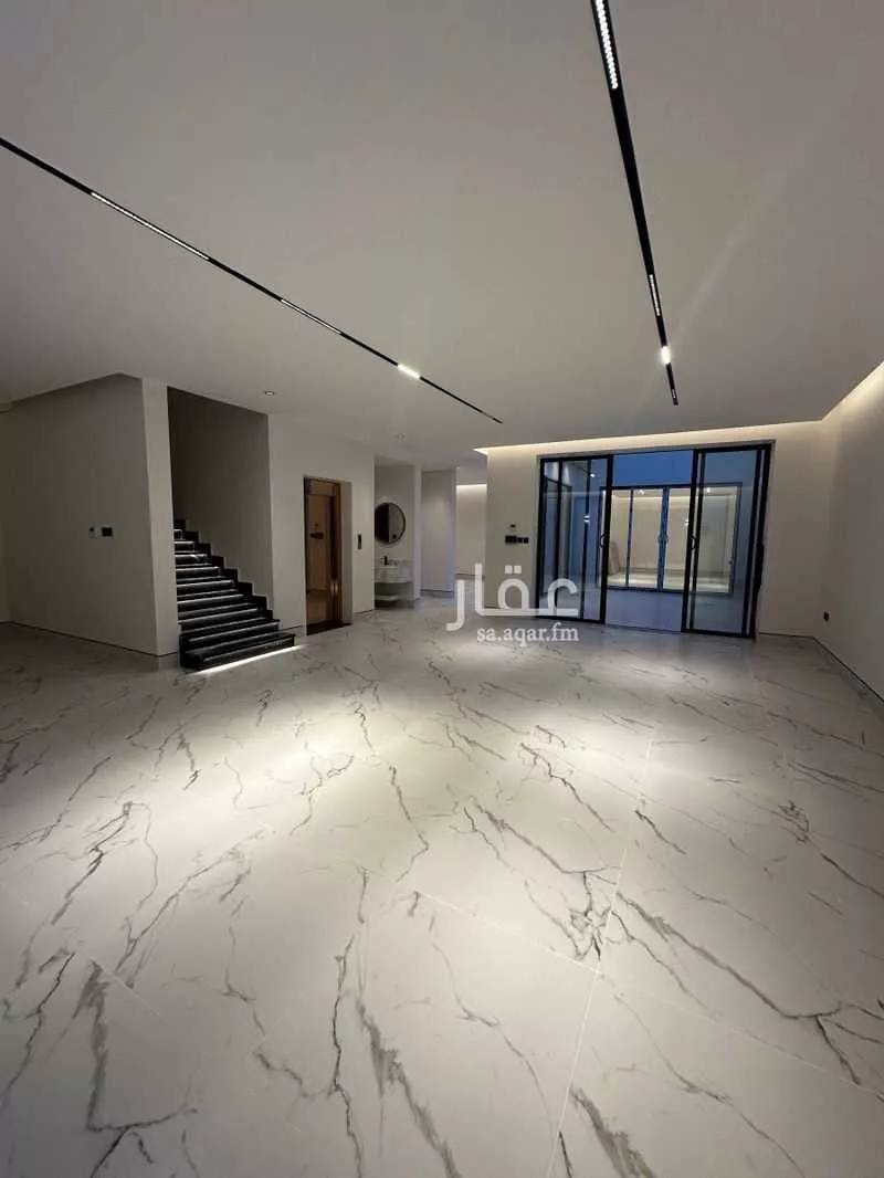 6 bedroom villa in Al Qairawan 7