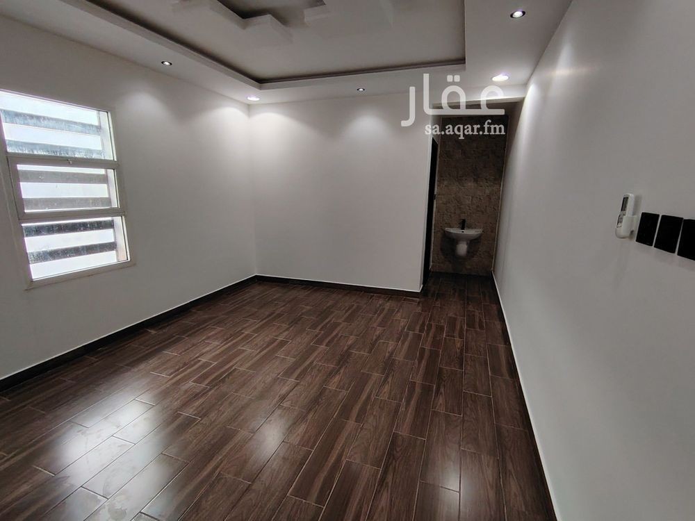 فيلا 5 غرف في طويق 15
