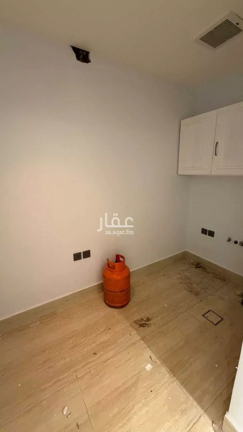 3 bedroom apartment in Al Qairawan 9