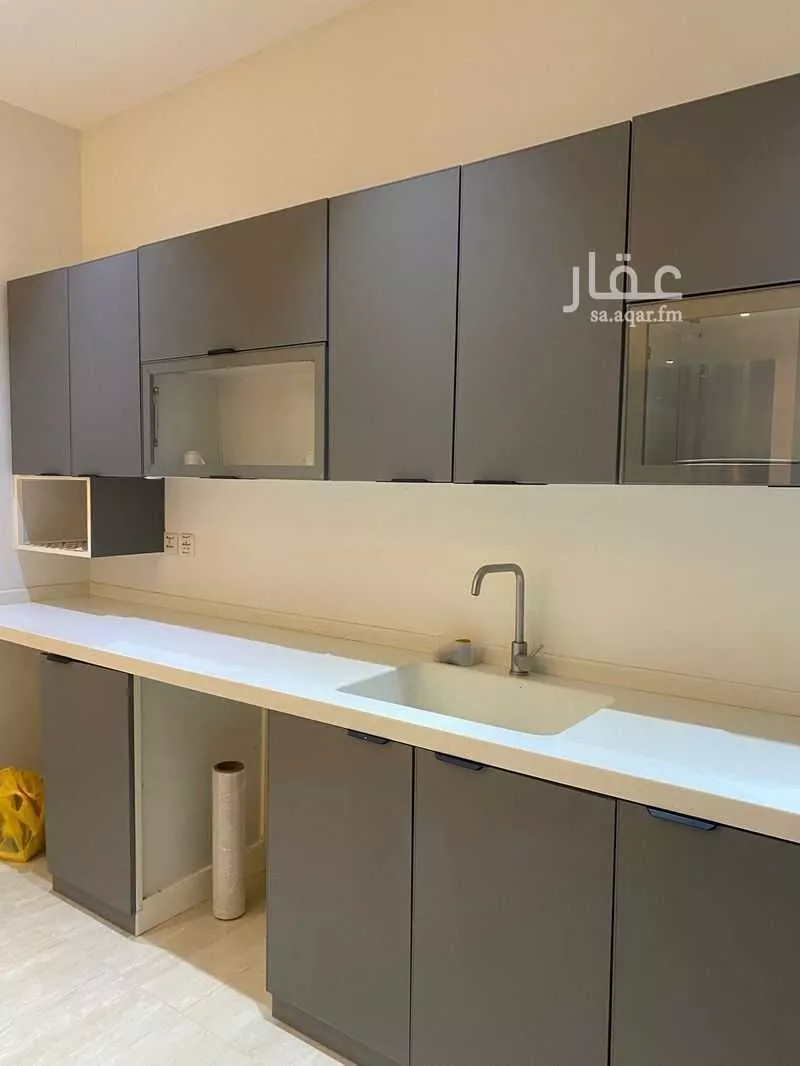 5 bedroom apartment in Al Qairawan 12