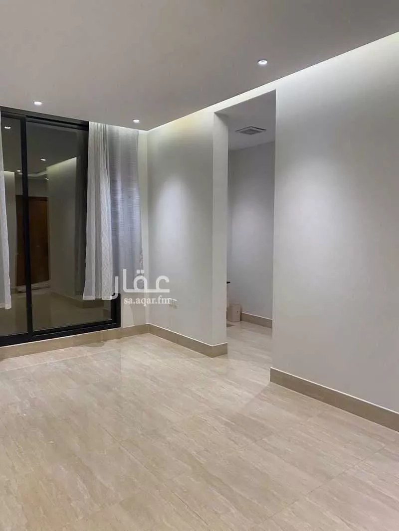 5 bedroom apartment in Al Qairawan 9
