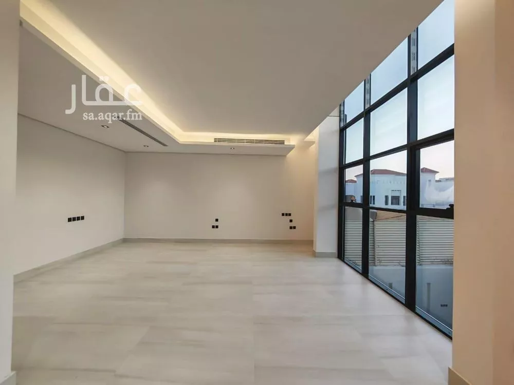 5 bedroom villa in Al Yasmin 14