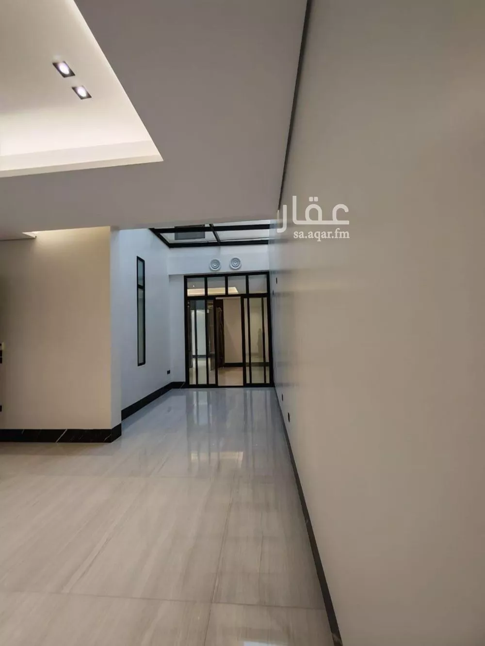 5 bedroom villa in Al Yasmin 16